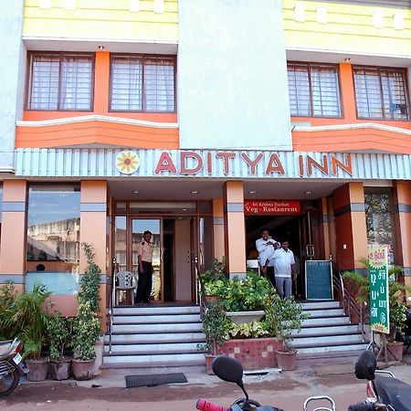 Aditya Inn 蓬蒂切里 外观 照片